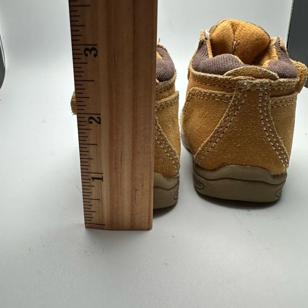 Totes Brown‎ Baby Moccasin Walkers Soft Sole size 2